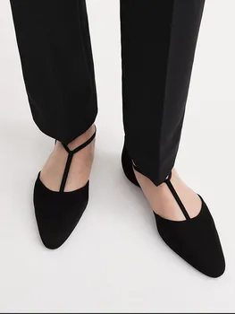 2023 Летние новые женские универсальные туфли на плоской подошве с острым носком на шнуровке, женские черные атласные босоножки